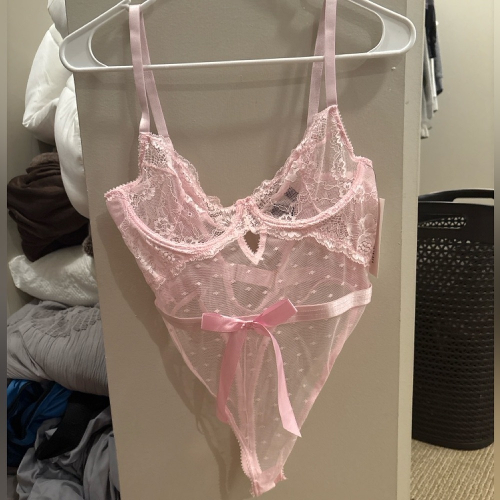 Oh La La Cheri Josie Teddy – Pink Tulle Lace Bodysuit, Size M (NWT)